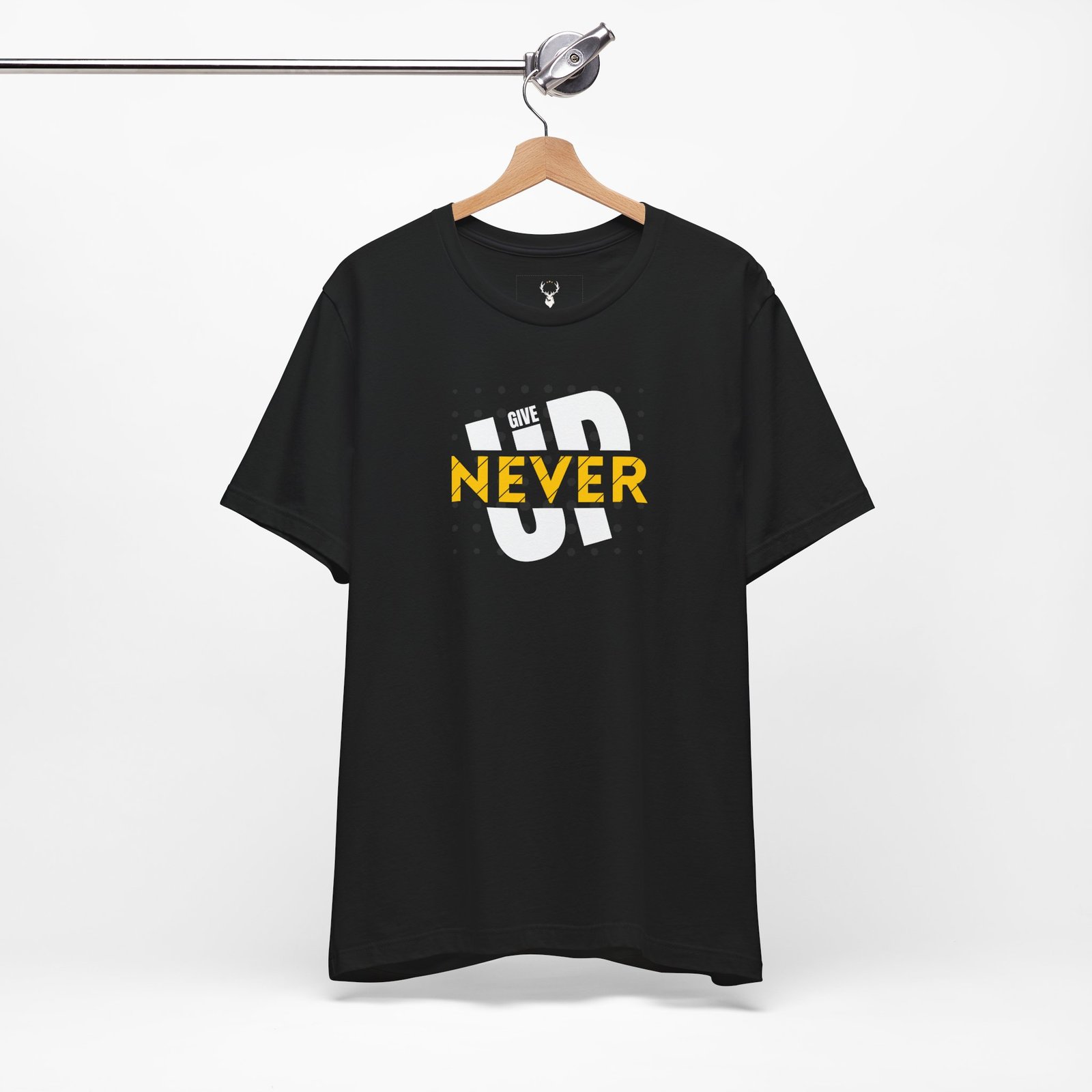 Stylish black Never Give Up T-Shirt with motivational slogan, perfect for gym and lifestyle fashion.